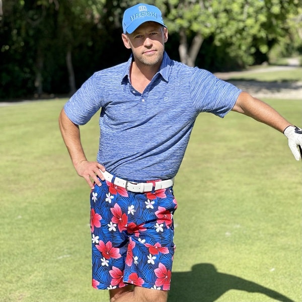 Red Hibiscus Flowers on Blue Palm Leaves Background Golf Shorts ...